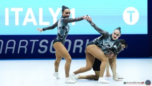 q sen tr 1 ita 1 alighieri nicole ciurlanti arianna colnago andrea sfe02000 copia simone ferraro ph